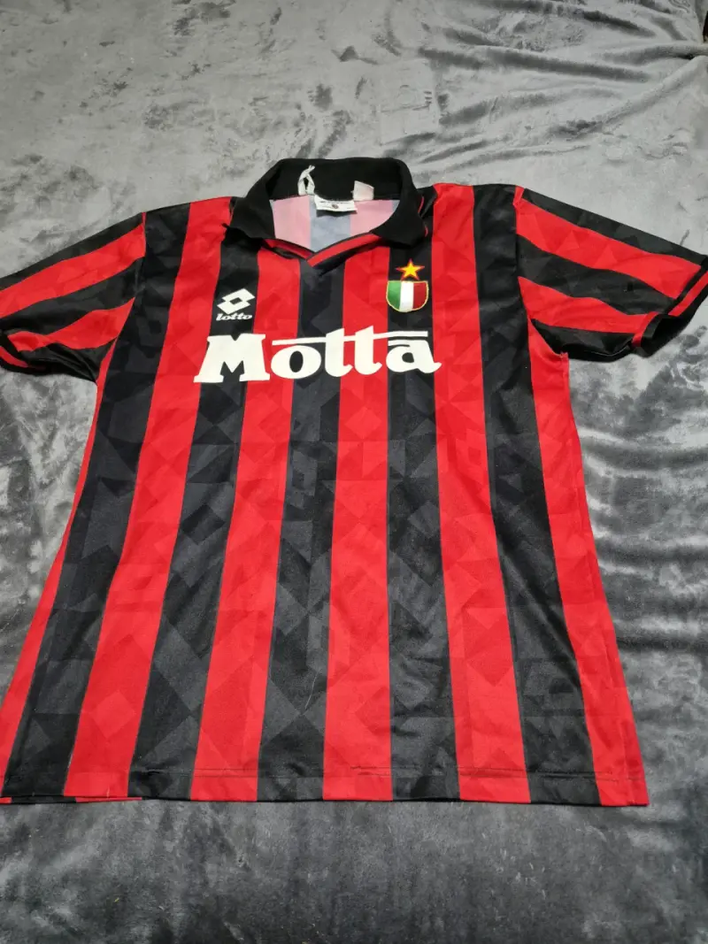Camiseta de fútbol retro Lotto AC Milan - 2
