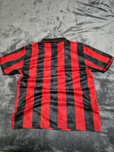 Camiseta de fútbol retro Lotto AC Milan - miniatura 4