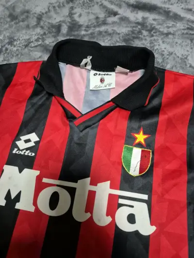 Camiseta de fútbol retro Lotto AC Milan - miniatura 5