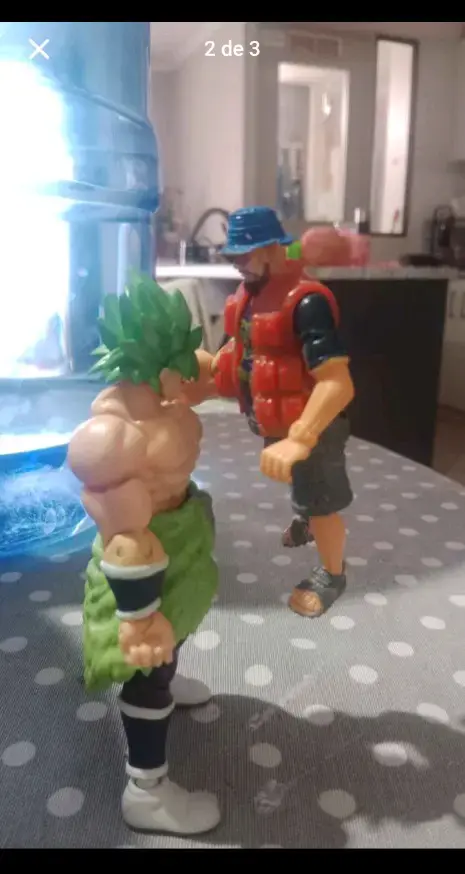 Figura de Broly - 1