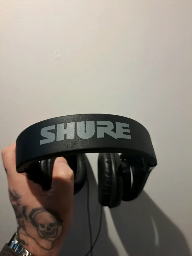 Audífonos Shure SRH240A - 2