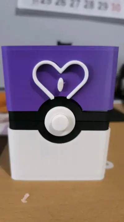 Deck box temática Pokémon morada - miniatura 1