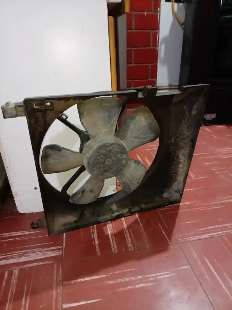 Ventilador de radiador para auto usado