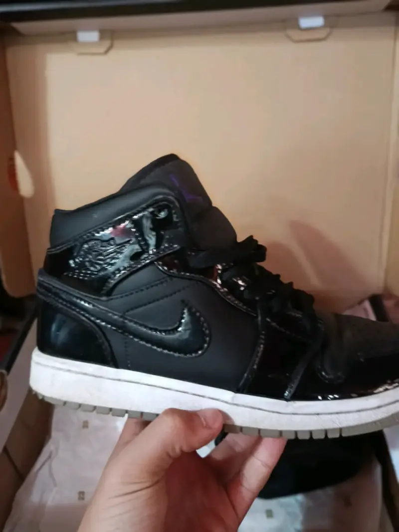 Zapatillas Air Jordan negras para hombre - 4