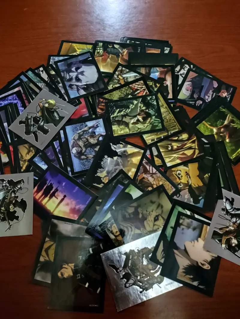 Lote 126 laminas attack on TiTan - 1
