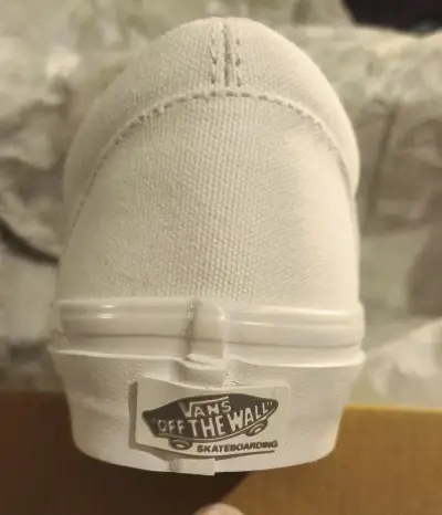 Zapatillas blancas slip-on Vans clásicas - miniatura 2