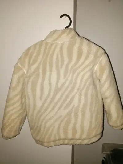 Chaqueta de peluche beige para niños H&M - miniatura 2