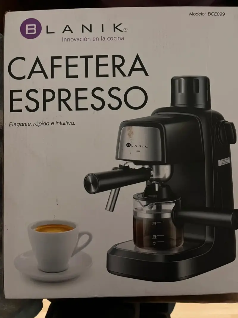 Cafetera Espresso Blanik Modelo BCE099
