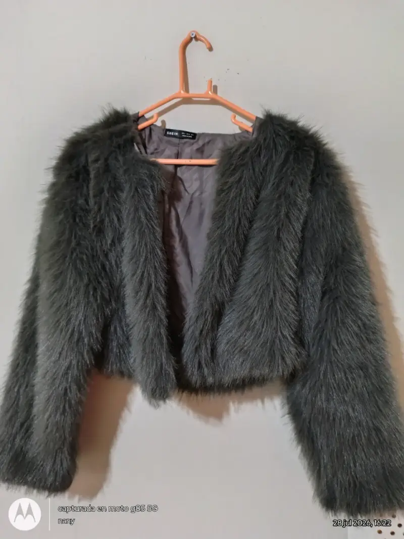 Chaqueta de piel sintética gris Shein - 3