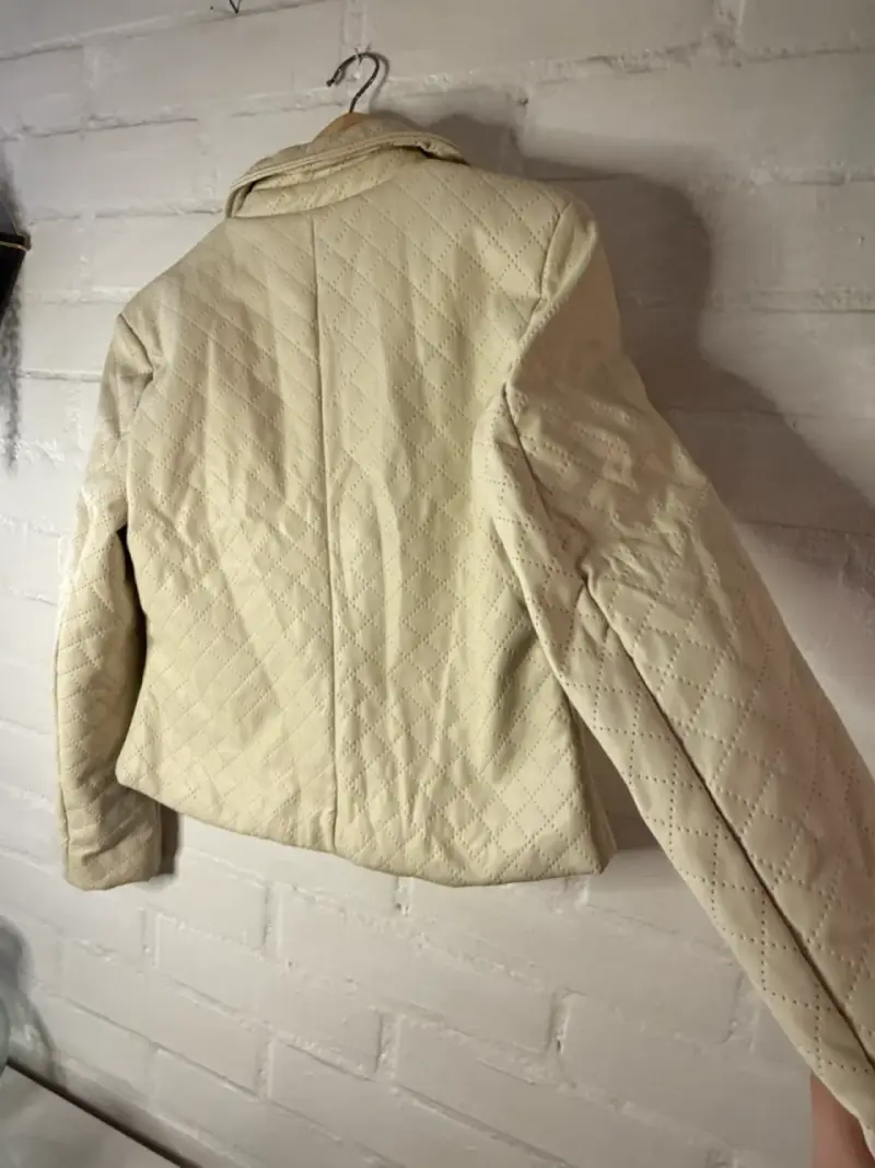 Chaqueta acolchada beige para mujer - 6