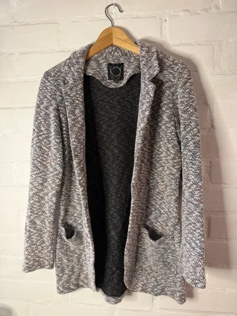 Blazer de punto gris para mujer iO - 1
