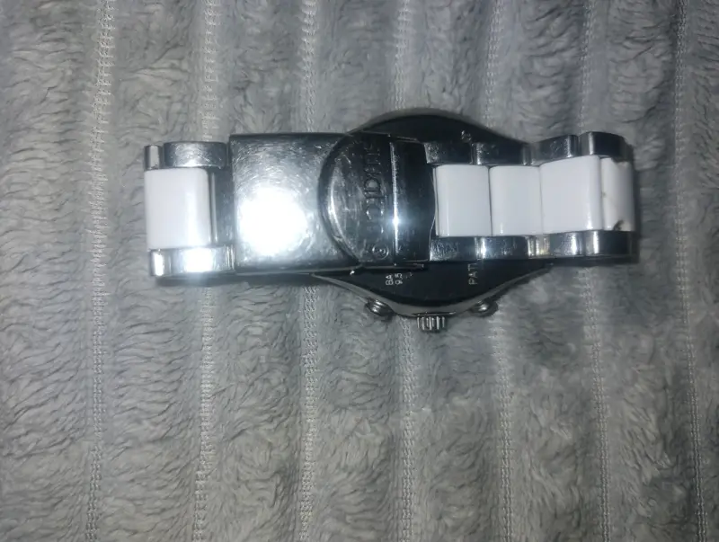 Reloj Swatch Blanco y Plateado con Cronógrafo - 2