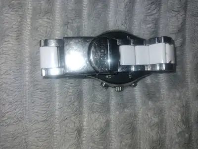 Reloj Swatch Blanco y Plateado con Cronógrafo - miniatura 2