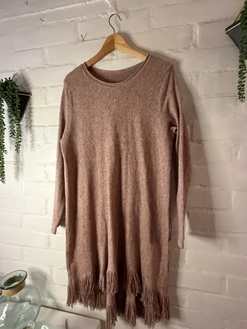 Vestido de lana con flecos color rosa M - 1