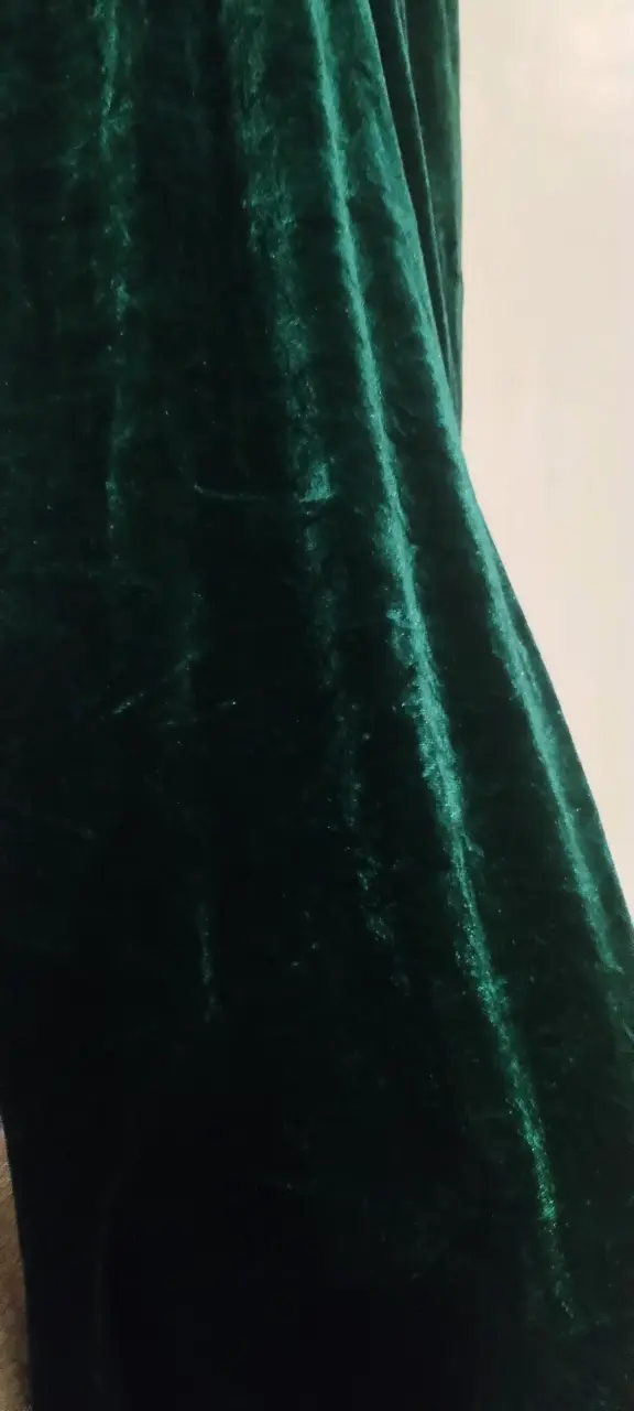 Vestido largo verde esmeralda con tirantes - 3