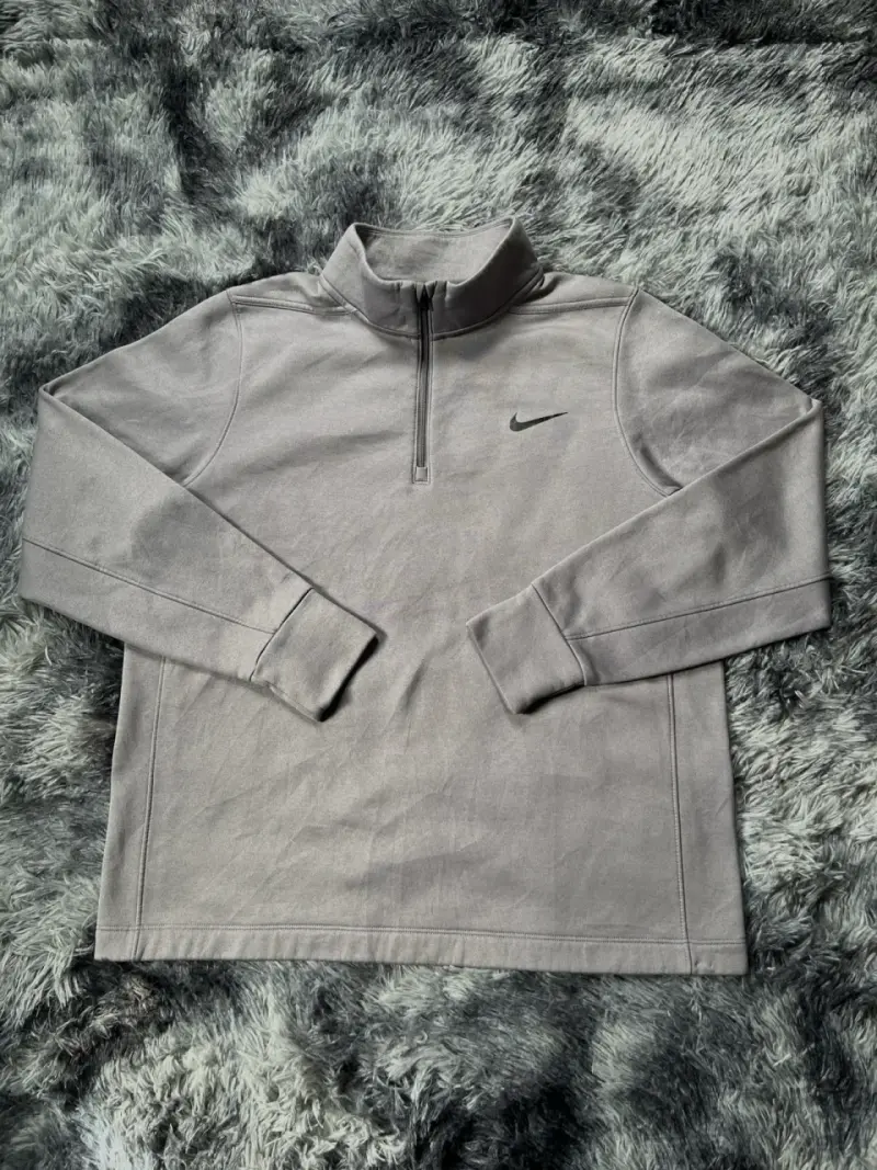 Polerón Nike gris con cierre medio - 1