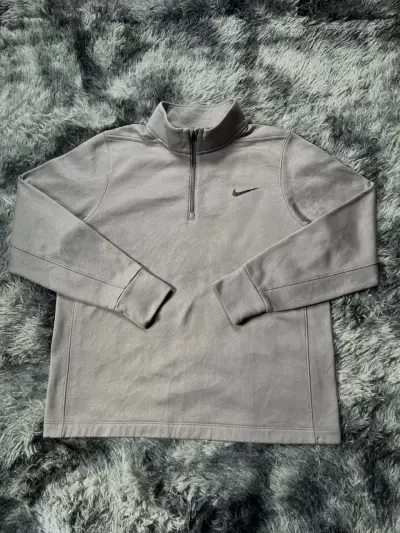 Polerón Nike gris con cierre medio - miniatura 1