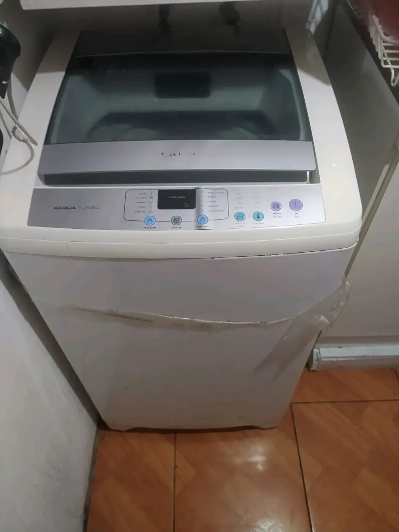 Lavadora carga superior Acqua Turbo usada - 1