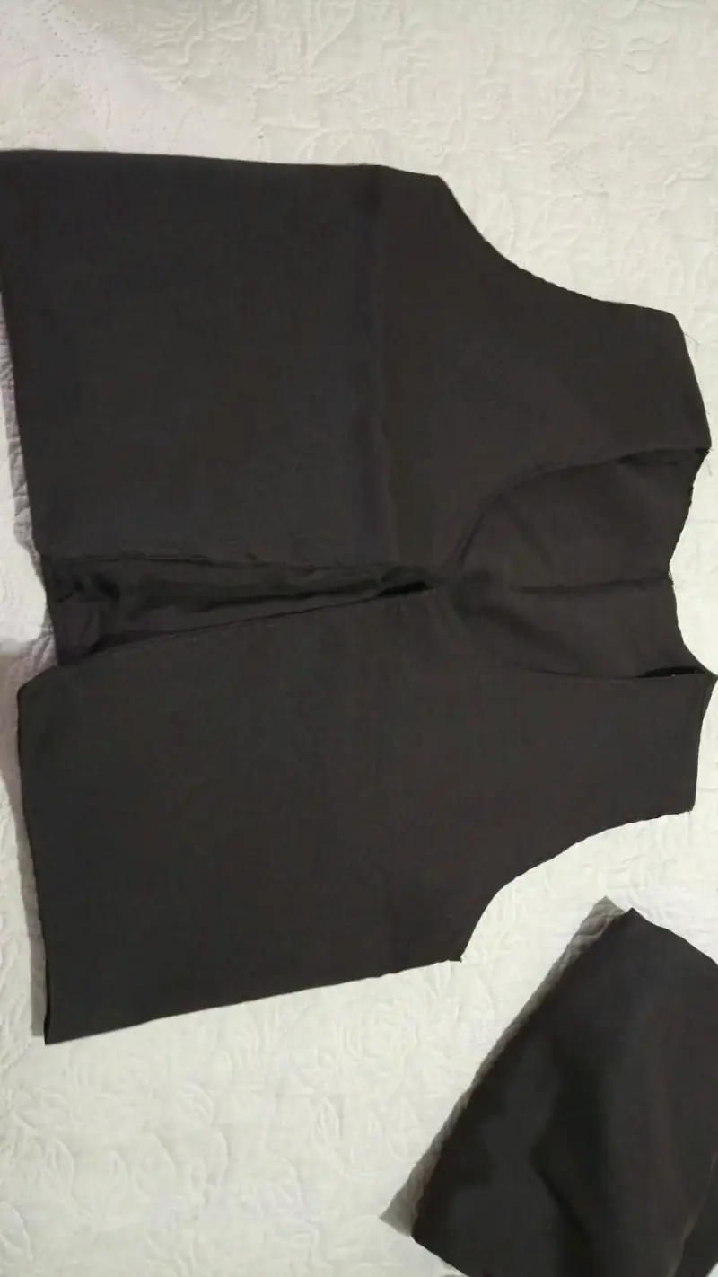 Chaqueta impermeable para hombre con capucha - 1