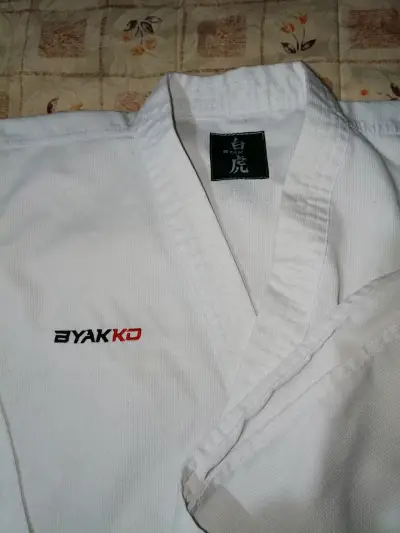 Kimono de Karate Byakko blanco talla 150 cm - miniatura 2