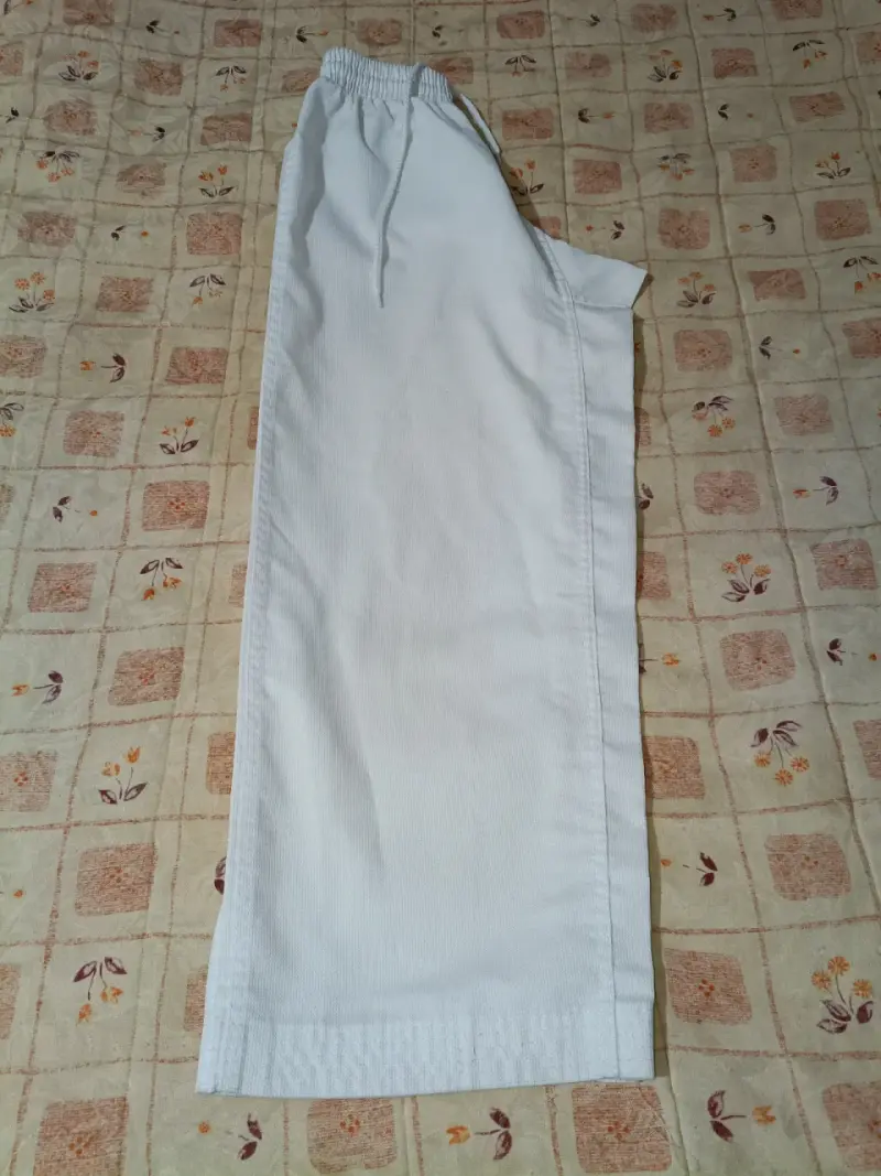 Kimono de Karate Byakko blanco talla 150 cm - 3