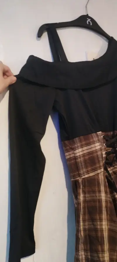 Vestido estilo gotico - miniatura 3