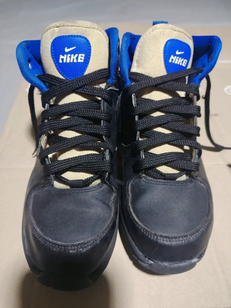Botas deportivas Nike negras y azules para hombre - 1