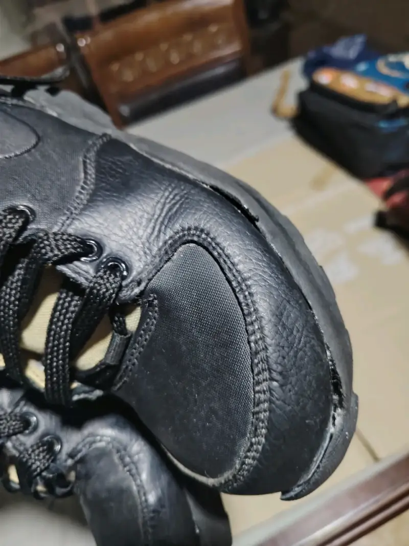 Botas deportivas Nike negras y azules para hombre - 5