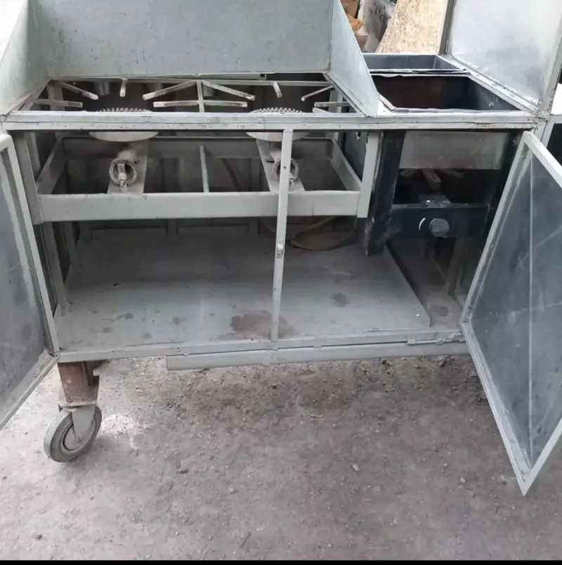 Carro de Comida Rápida con Techo y Ruedas - 3
