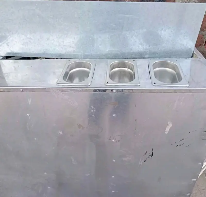 Carro de Comida Rápida con Techo y Ruedas - 5