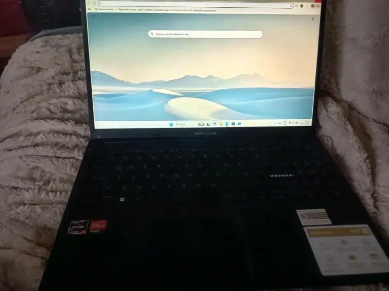 Laptop ASUS Vivobook AMD Ryzen 7 7730U 12GB RAM - 2