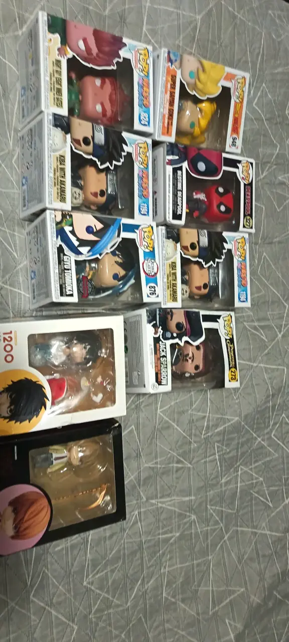 Colección de figuras Funko y nenderoid - 3