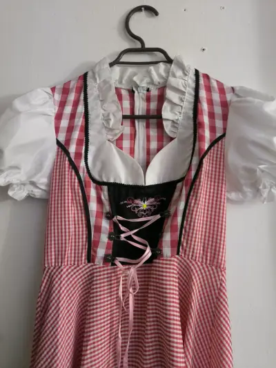 Vestido tipo Alemana o similar 😍 rojo a cuadros - miniatura 1