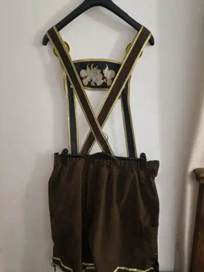 Traje tradicional bávaro para hombre, color cafe🍻🍻 - miniatura 4
