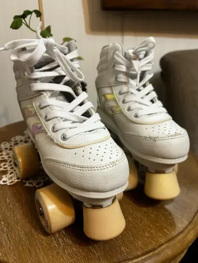 Patines de Cuatro Ruedas Blancos para Adulto - miniatura 1
