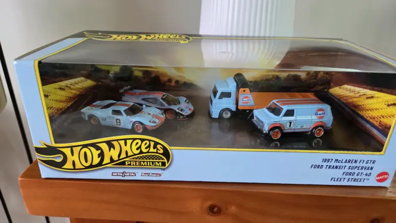 Set de Autos Hot Wheels Premium Gulf - 1