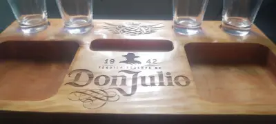 Set de degustación de tequila Don Julio con vasos - miniatura 3