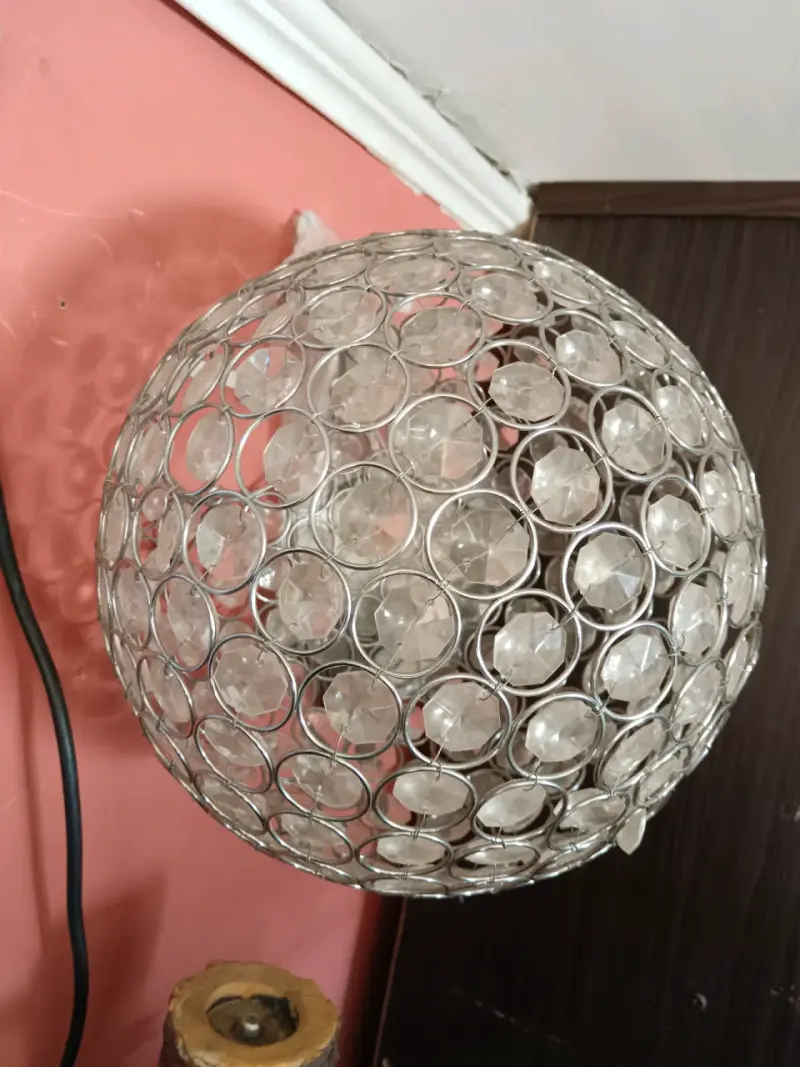 Lámpara de Techo Esférica con Cristales Decorativos - 1
