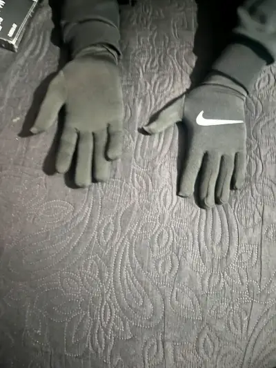 Guantes deportivos Nike Dry-Fit negros - miniatura 3