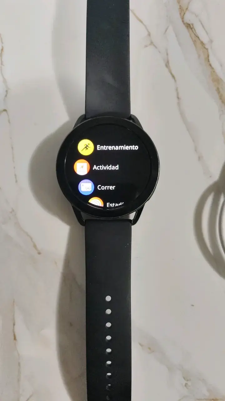 Reloj inteligente Xiaomi con cargador - 4