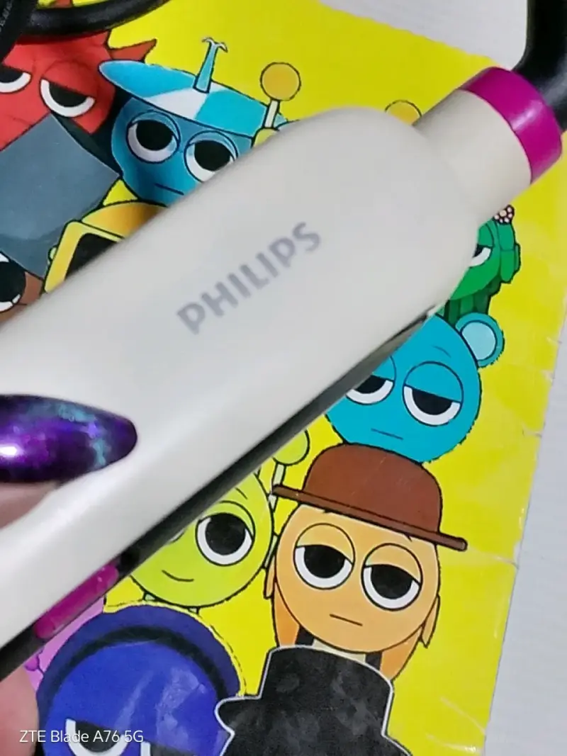 Plancha de Pelo Philips con Placas Rosadas - 1