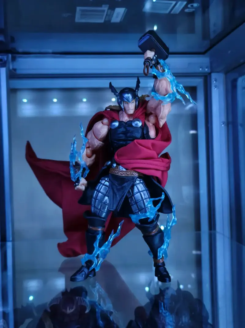 Figura de acción Thor Marvel - 3