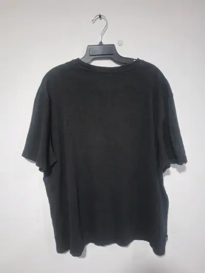 Polera Timberland negra de algodón sostenible - miniatura 2