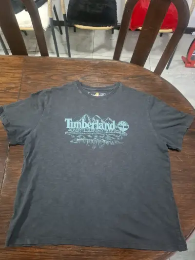 Polera Timberland negra de algodón sostenible - miniatura 4