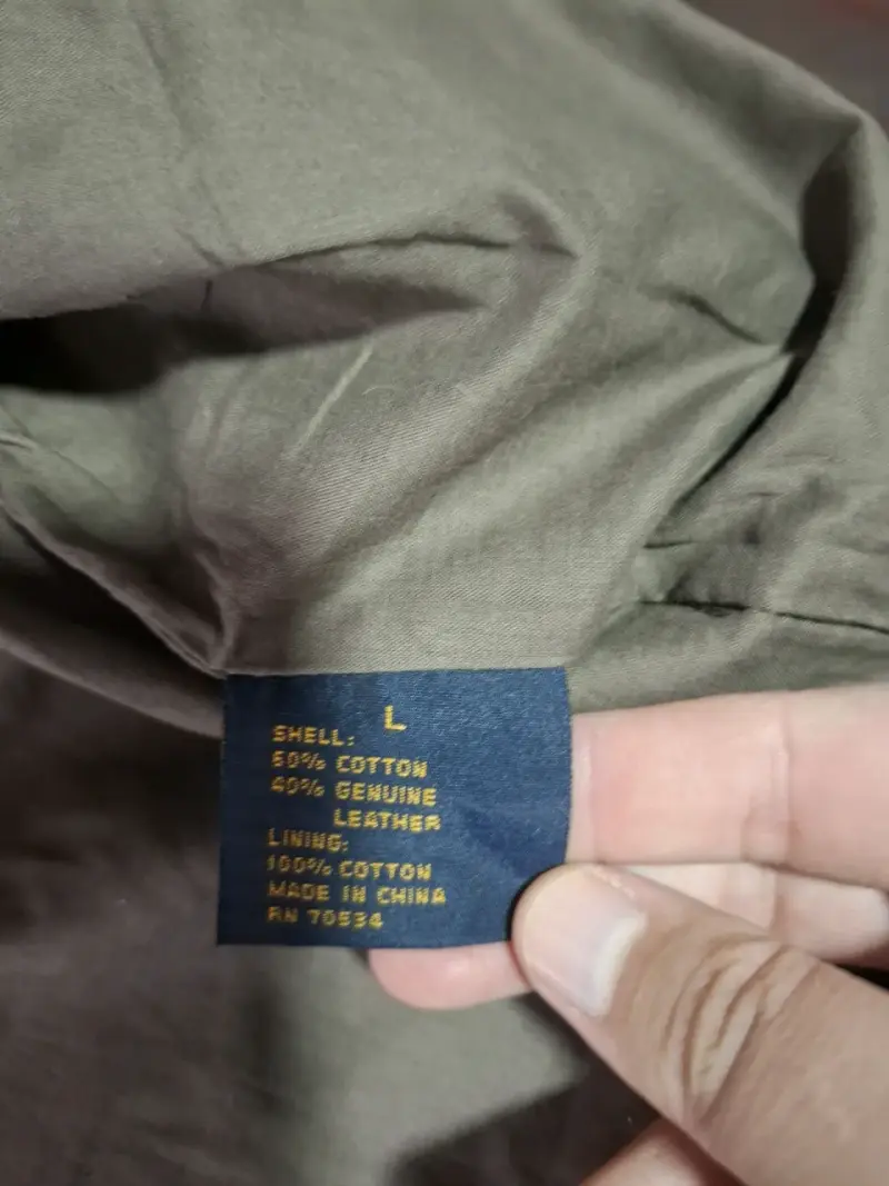 Chaqueta impermeable con diseño camuflado - 6