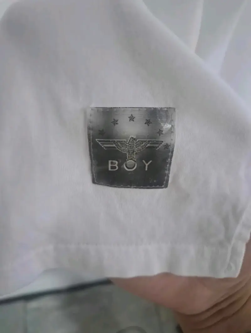Polera blanca Boy London con logo de águila - 6