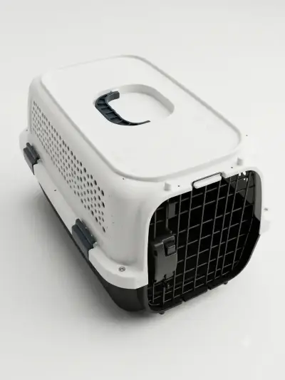 Transportadora rígida para gatos y perros pequeños - miniatura 3