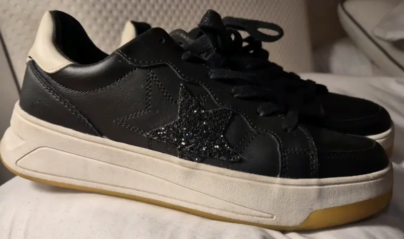 Zapatillas negras de cuero Americanino con estrella - 3