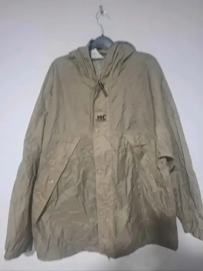 Chaqueta impermeable Helly Hansen beige con capucha - miniatura 1