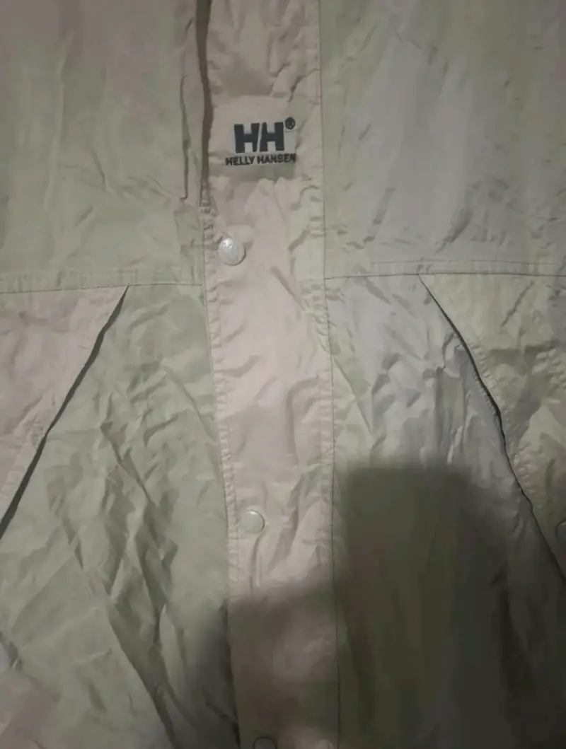 Chaqueta impermeable Helly Hansen beige con capucha - 4